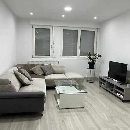 Lovely Emile Zola דירה *