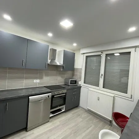 דירה Lovely Emile Zola