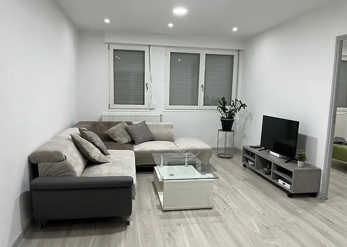 Lovely Emile Zola Apartmán *